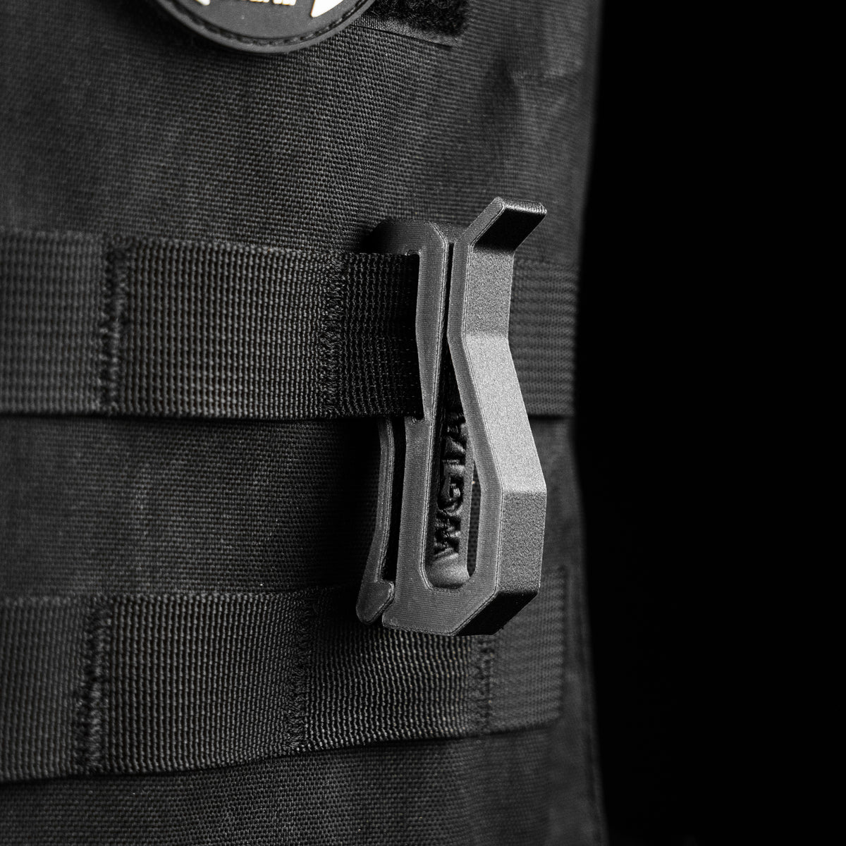 WGT Tactical Quick-Access Glove Clip